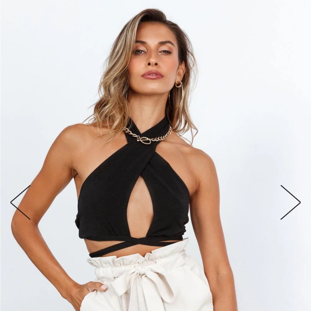 NWT Hello Molly Crop Top Black Size M